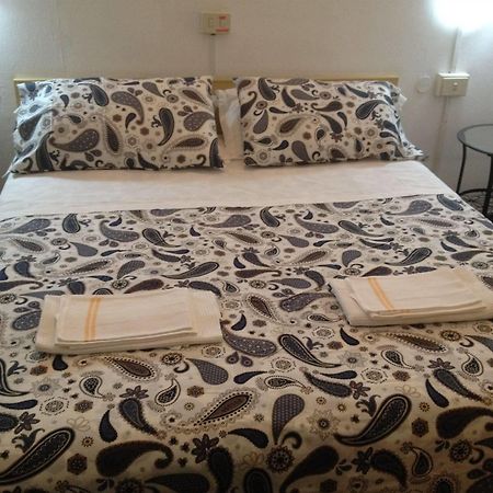 Albergo Carola Genova Esterno foto